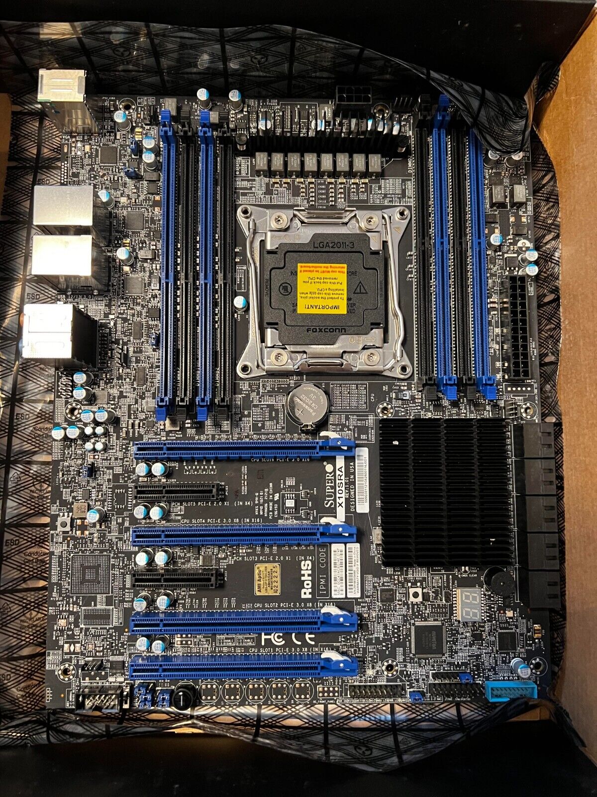 Supermicro X10SRA Intel C612 Socket LGA2011 DDR4 SATA3 & USB3.0 A
